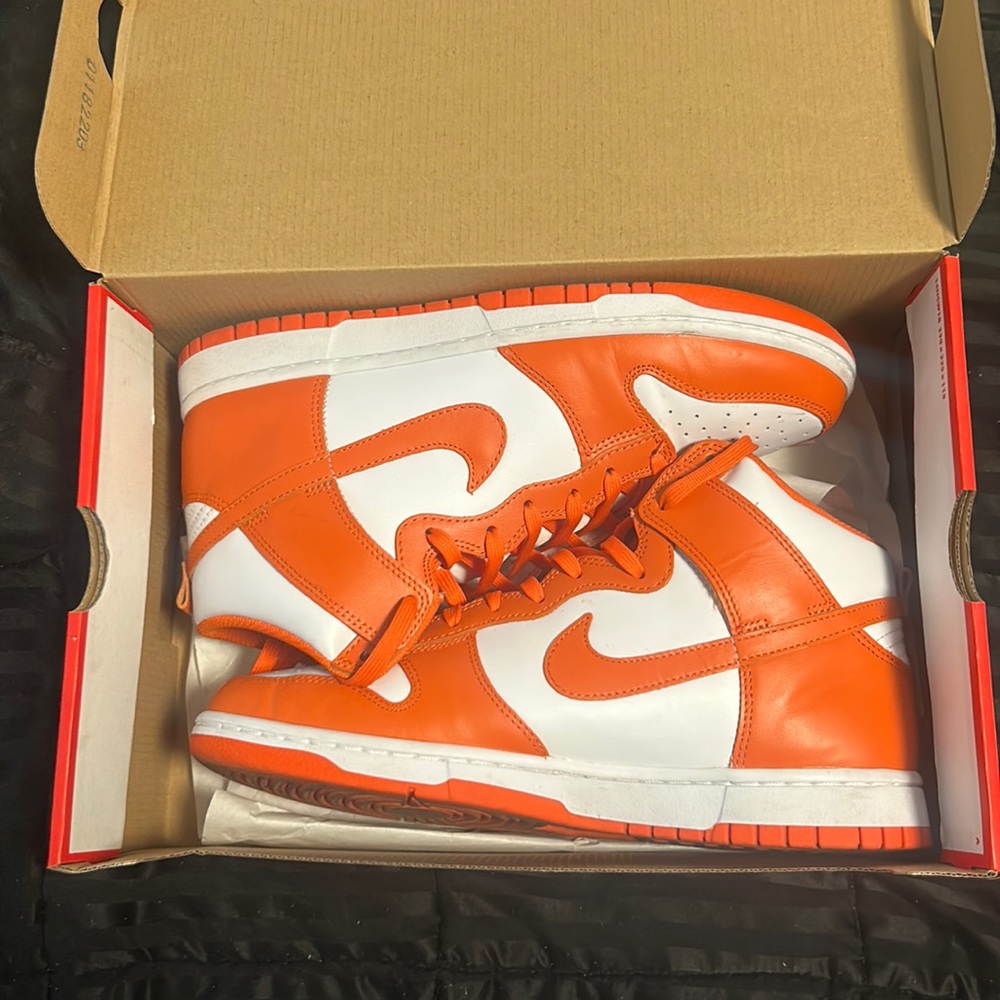 Syracuse dunk high